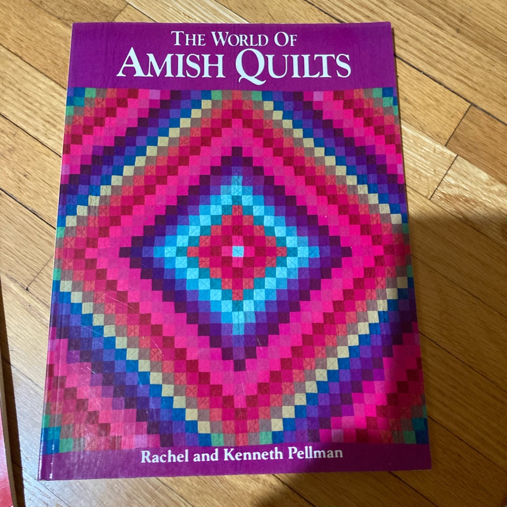2 Quilting Books- the World of quilts and - Picture 4 of 9